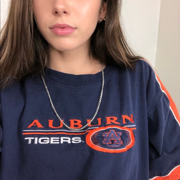 SOLD🛒🎁 VINTAGE AUBURN TIGERS SHIRT - Picture 3 of 4